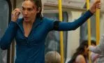 Смотреть онлайн фильм Бегущая (2026)